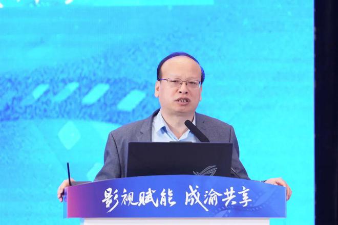 在这场成渝影视盛会上川影一整个惊喜“大动作”!(图4) 在这场成渝影视盛会上川影一整个惊喜“大动作”!(图4)