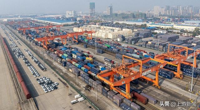 唱好“双城记” 打造增长极·2024回眸川渝携手奋进 “双圈”再谱新篇(图3) 唱好“双城记” 打造增长极·2024回眸川渝携手奋进 “双圈”再谱新篇(图3)