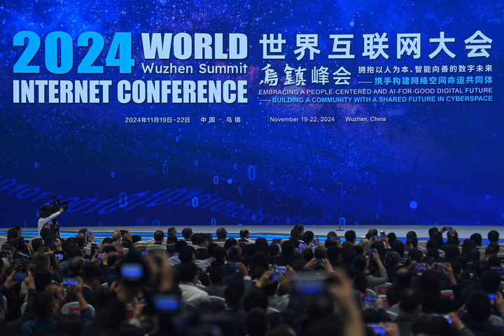 南京厚建软件 LivCMS 内容管理系统http：wwwhogesoft 授权用户：http：wwwxichunet(图4)