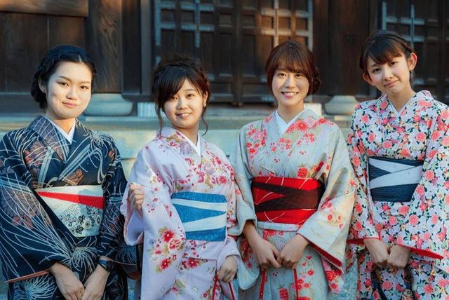 中日韩2024年新生儿差距：日本跌破70万韩国24万中国多少？(图7)